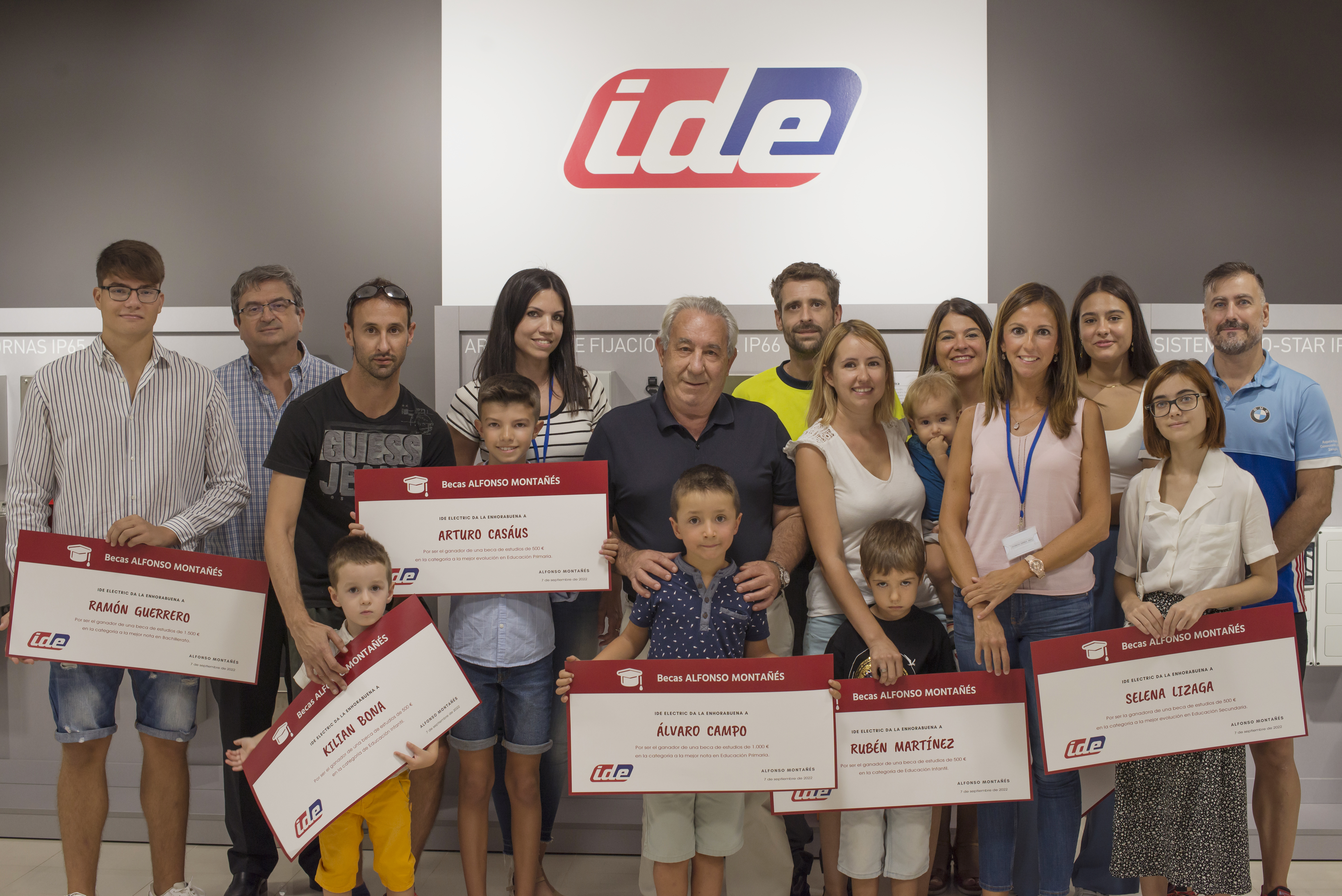 BECAS ALFONSO MONTAÑÉS 2021-22_GRUPO
