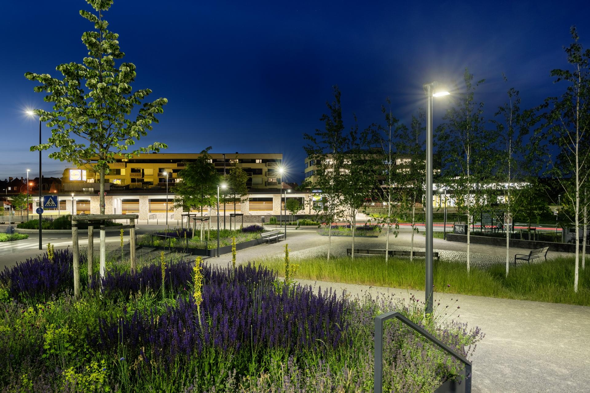 Lumega_outdoor_trilux