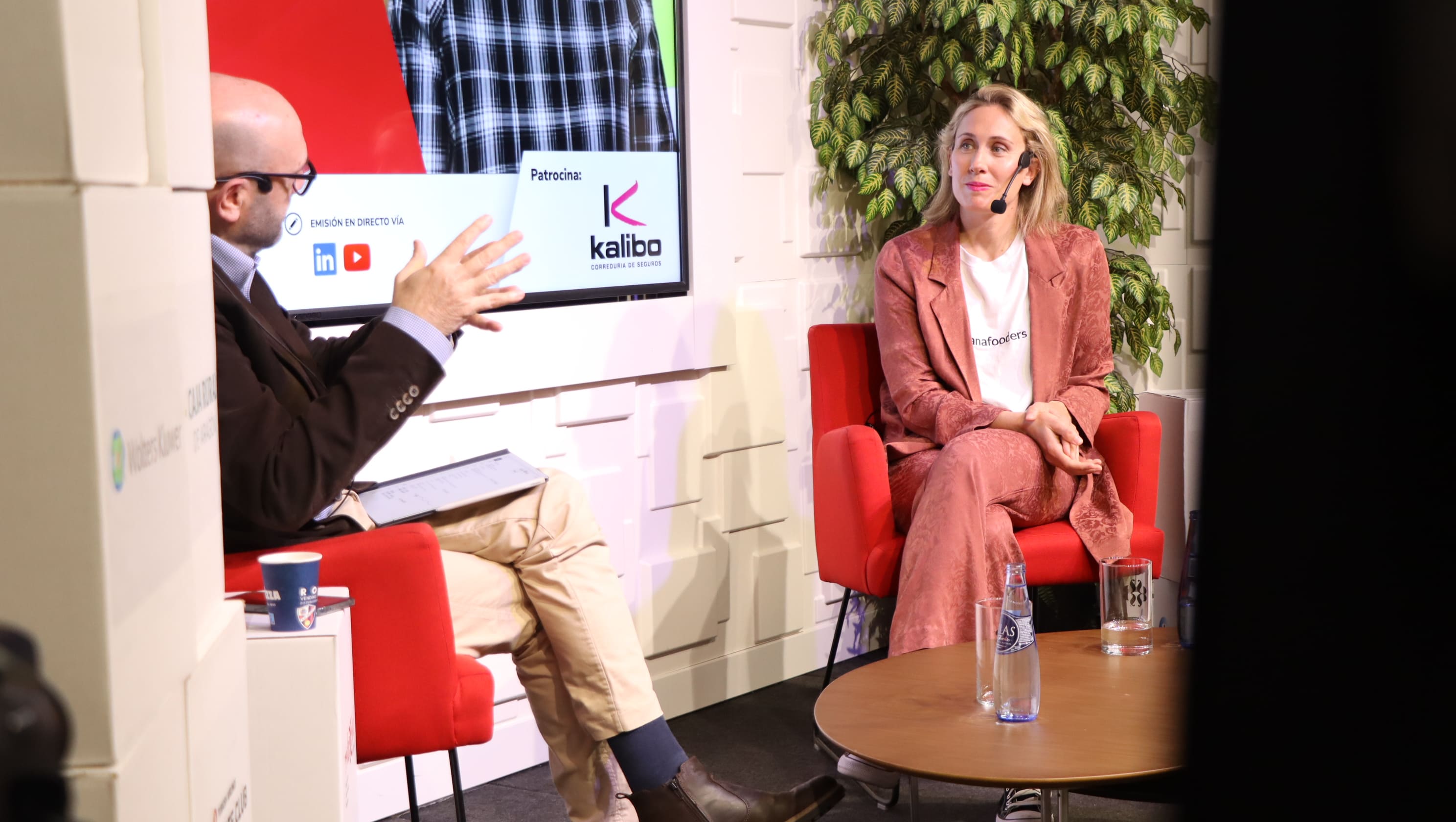 Ramón Añaños y Begoña Pérez conversan en el formato Mesa Abierta de Club Cámara