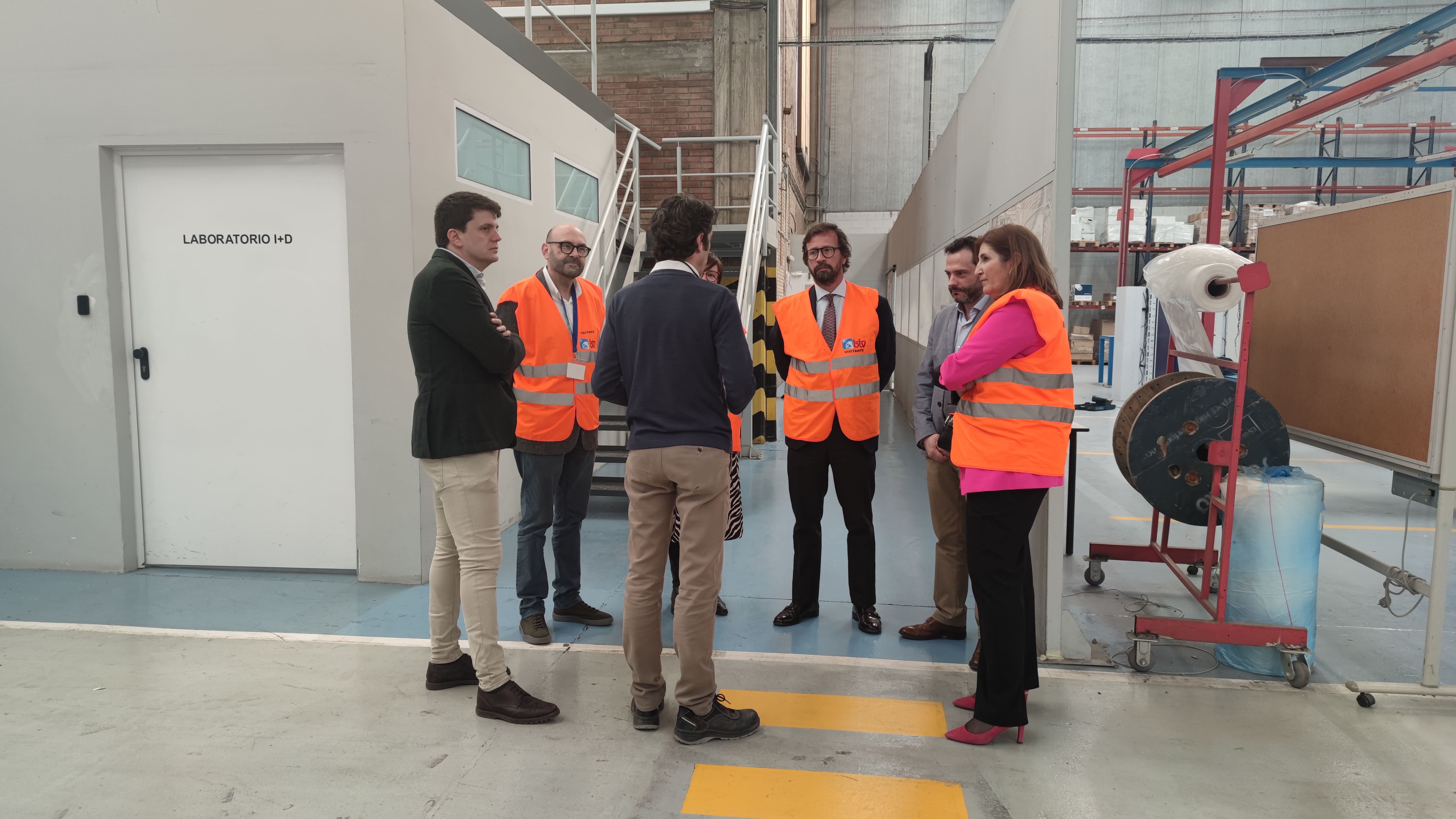 Visita a la fábrica de BTV en la Puebla de Alfindén