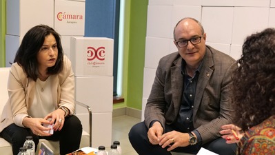 Joaquín Celma, gerente de Incliza, y Mar Castellón, miembro del comité de dirección y parte activa del departamento técnico y de proyectos,