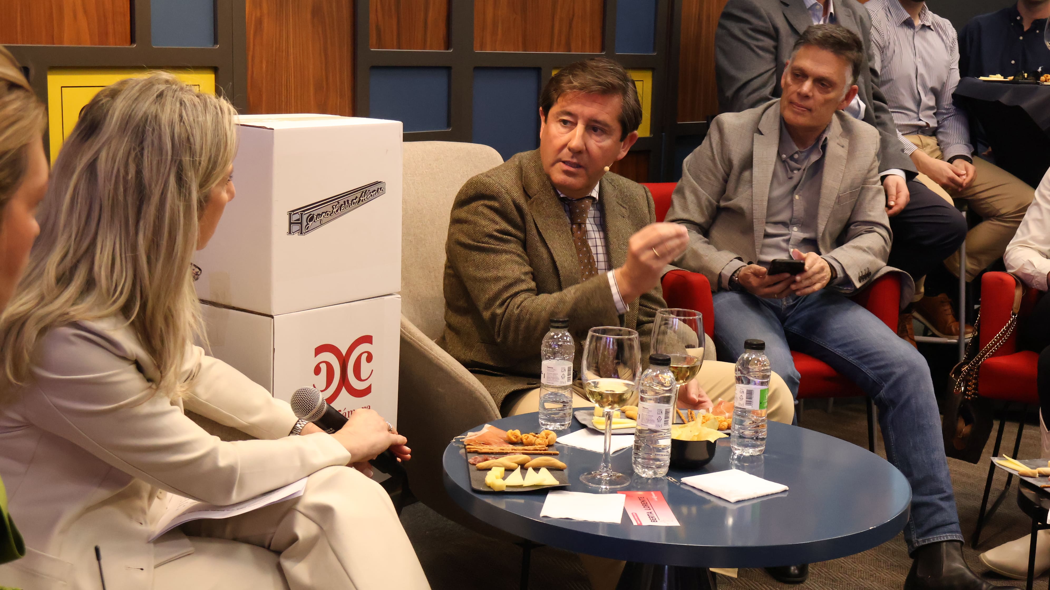 Eduardo Corella y su labor dentro del Clúster Logístico de Aragón (ALIA) en este Vermú Club del Club Cámara Zaragoza