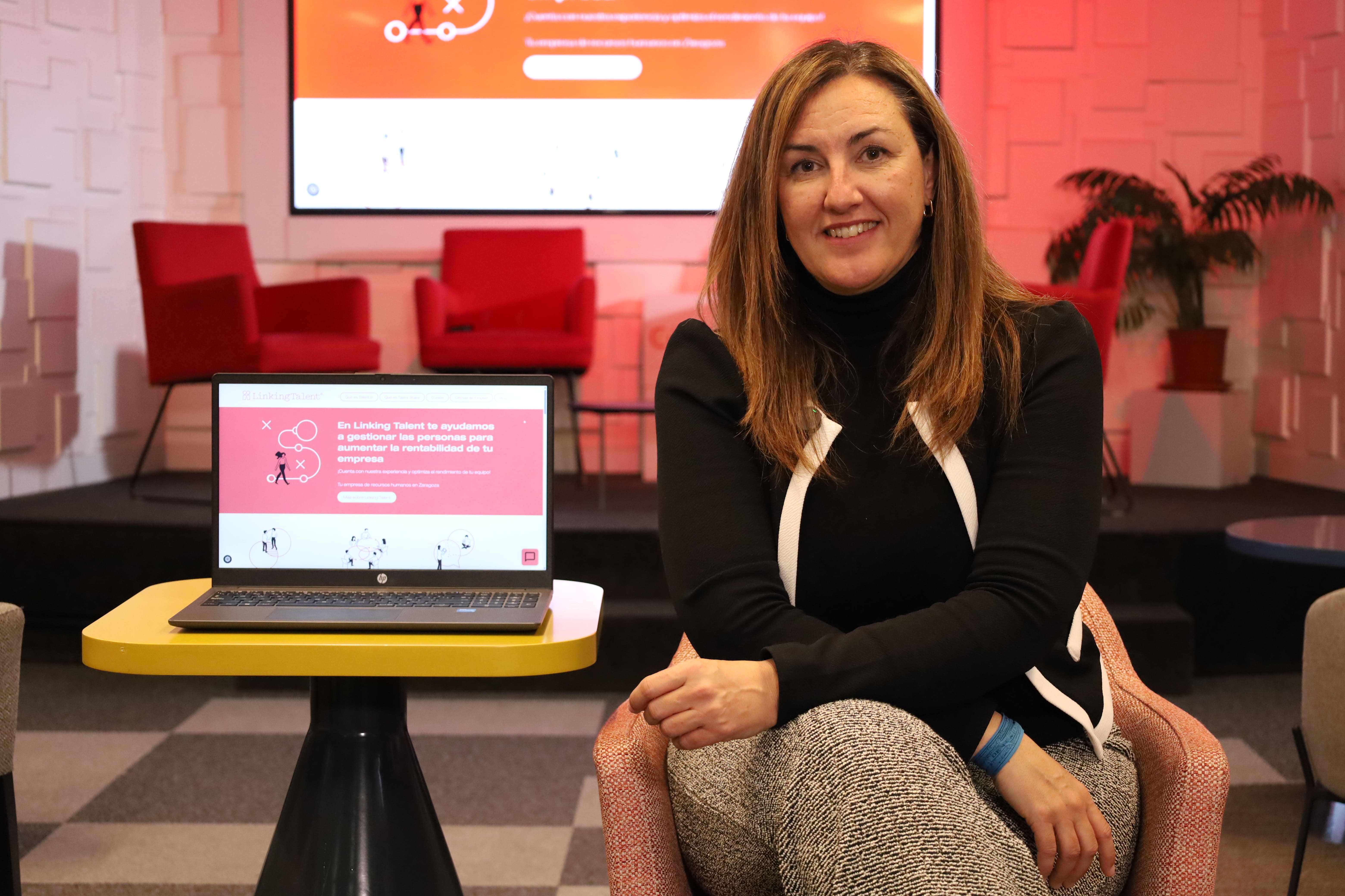 sandra gracia linking talenta presenta servicios