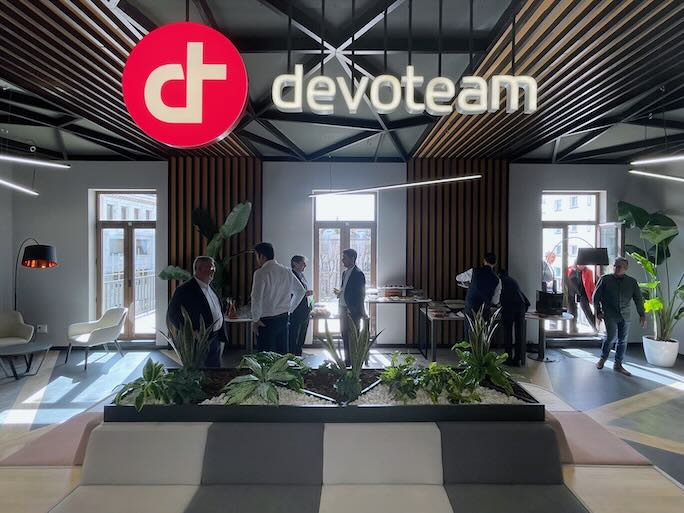 oficinas devoteam iniciativas 2026