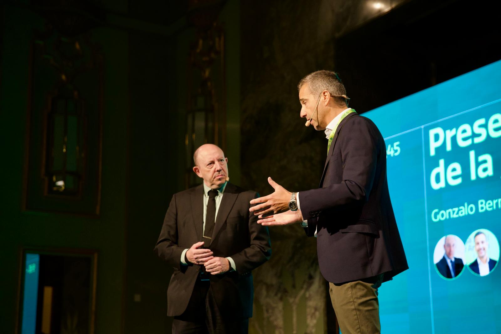 La primera edición de InmoConnect 2026 Caja Rural de Aragón ha congregado en Zaragoza a más de 300 profesionales del sector inmobiliario aragonés