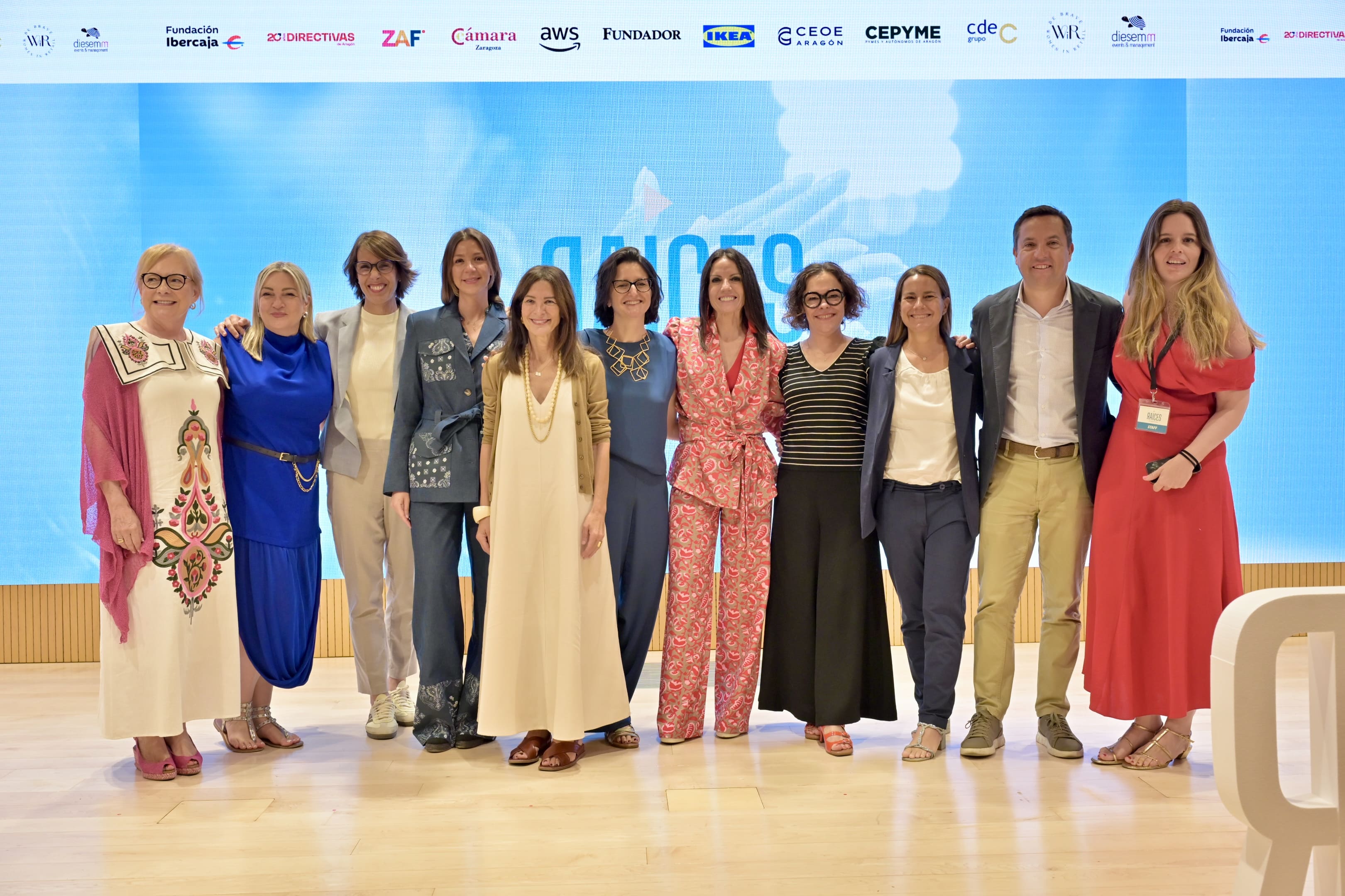 RAÍCES llena el Patio de la Infanta de Zaragoza con cerca de 300 asistentes