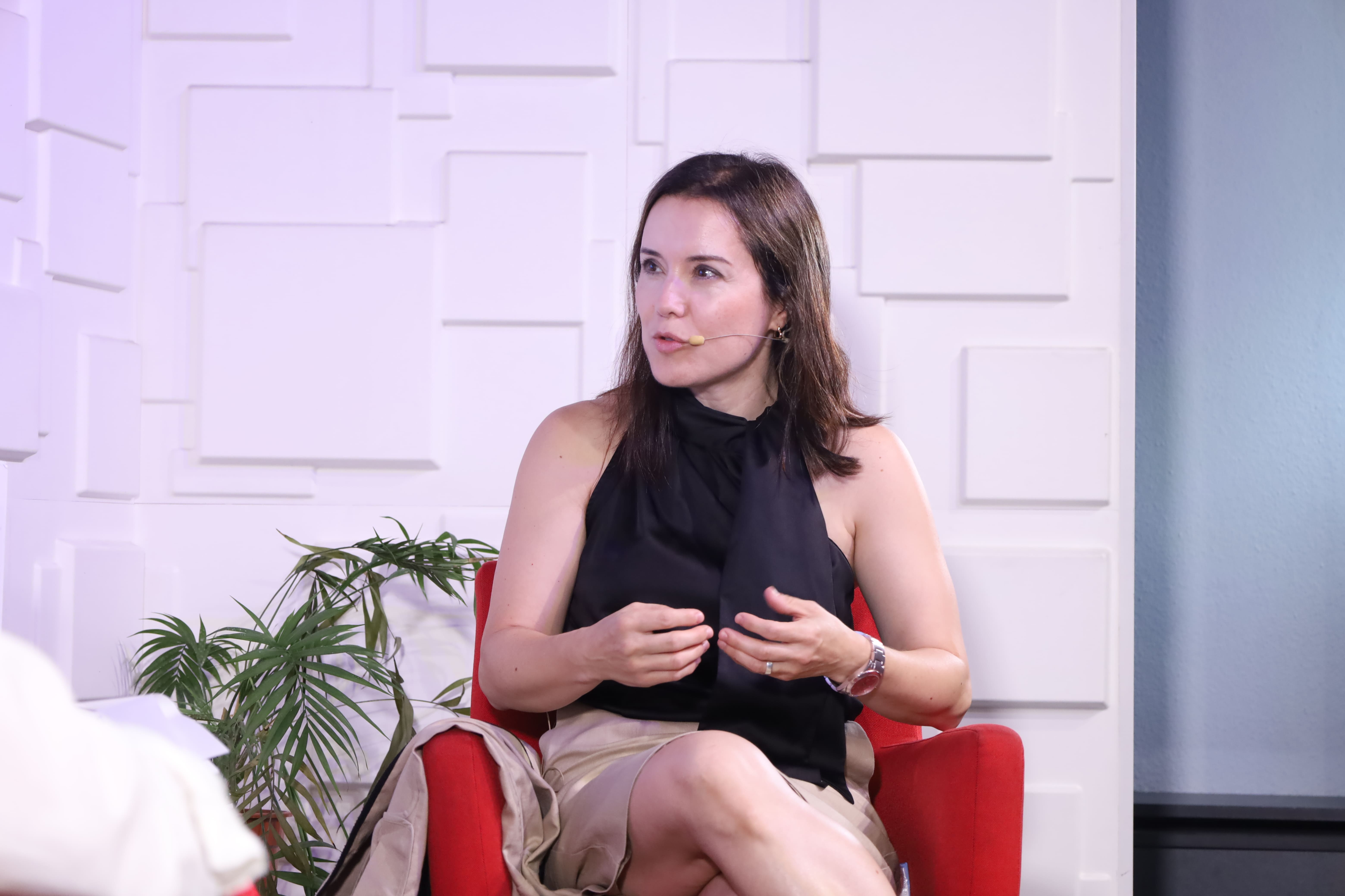 Conoce más sobre Victoria Lumbreras, Healthy & Safety Branch en España en Hunter Safety Group, y su visión acerca de la seguridad laboral y la salud mental