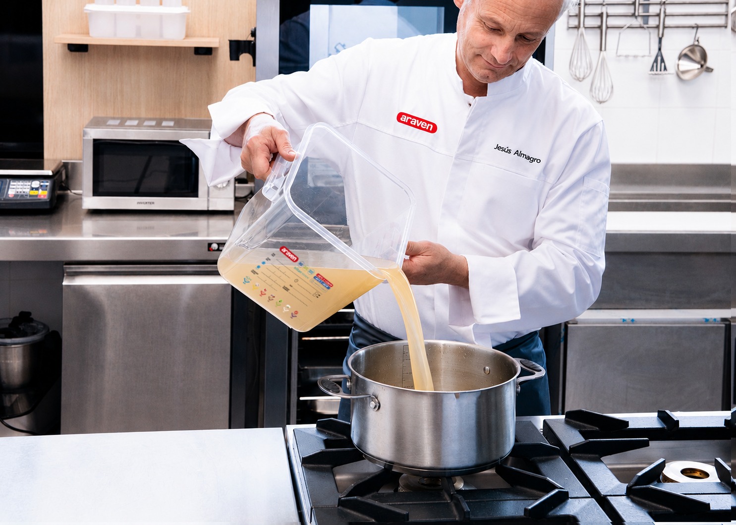 Araven incorpora el innovador material Tritan Renew a su catálogo para el sector Horeca