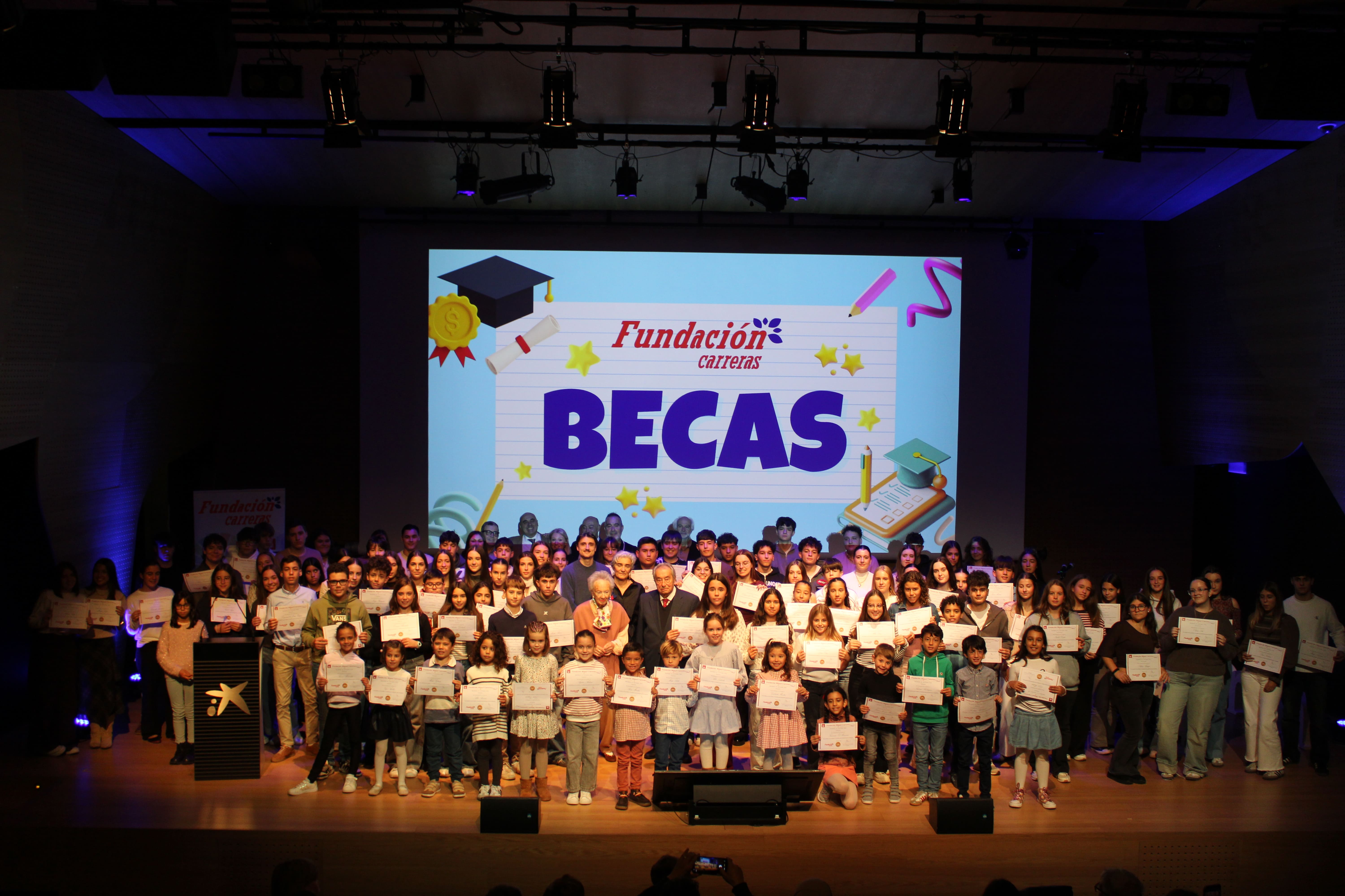 La Fundación Miguel Carreras entrega 345 becas al estudio en España y Portugal
